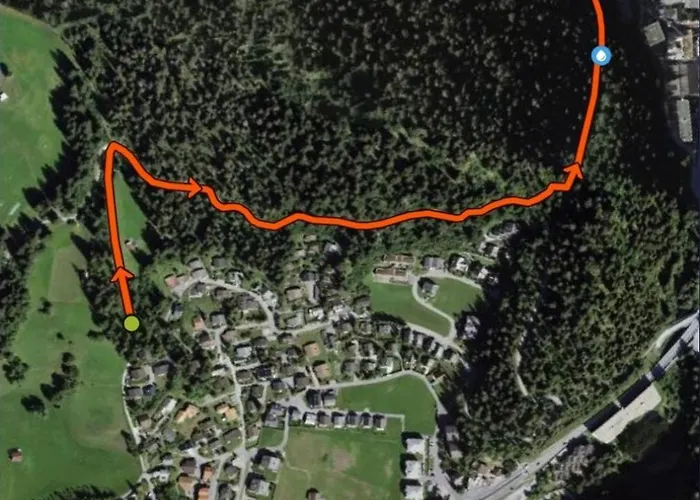 Waldhaus בית נופש